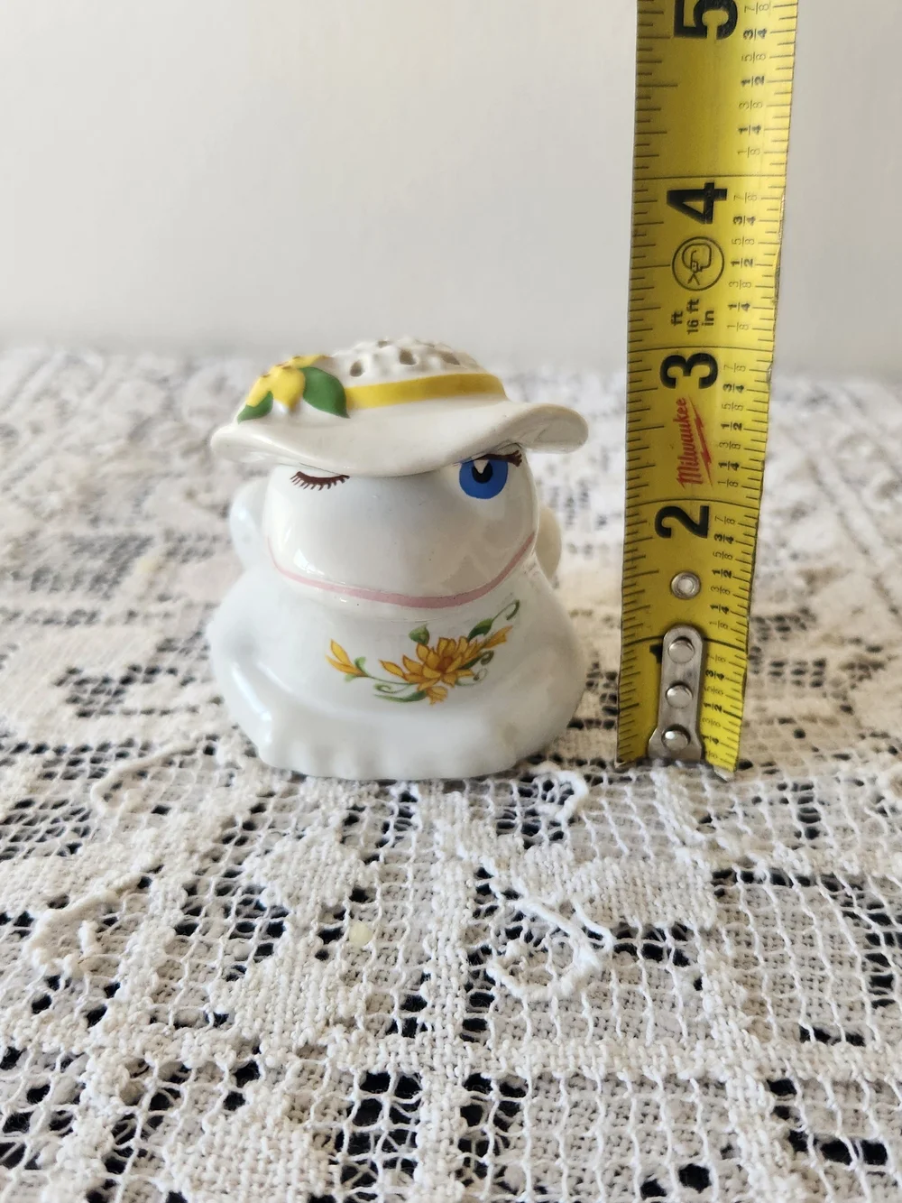 Avon White Ceramic Frog Figurine with Yellow Floral Hat